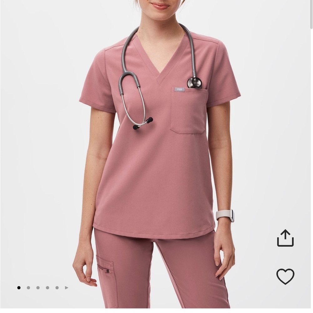 FIGS Catarina One-Pocket Scrub Top Mauve